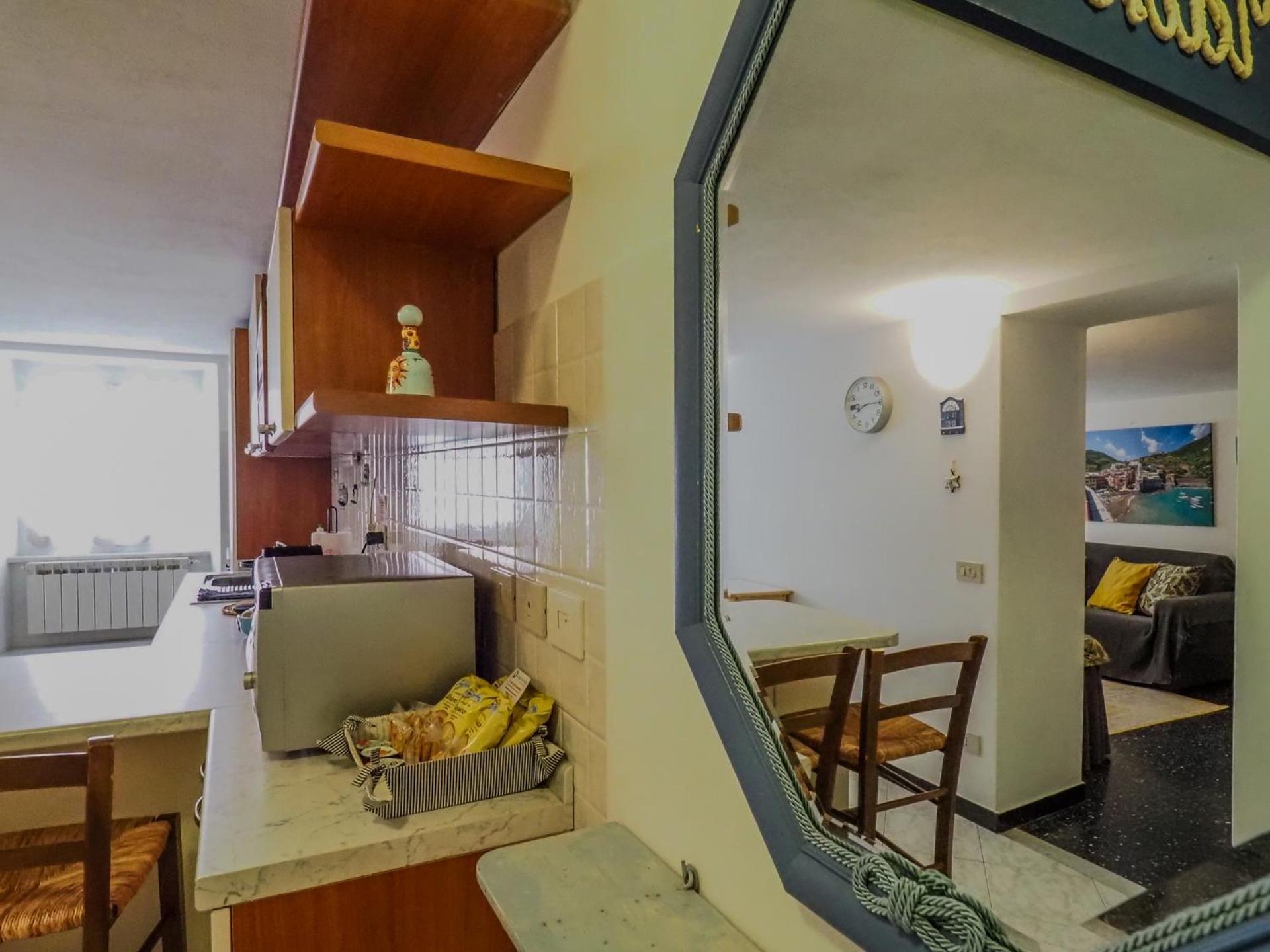 Mainetta Sea View Apartment With Ac Вернацца Экстерьер фото