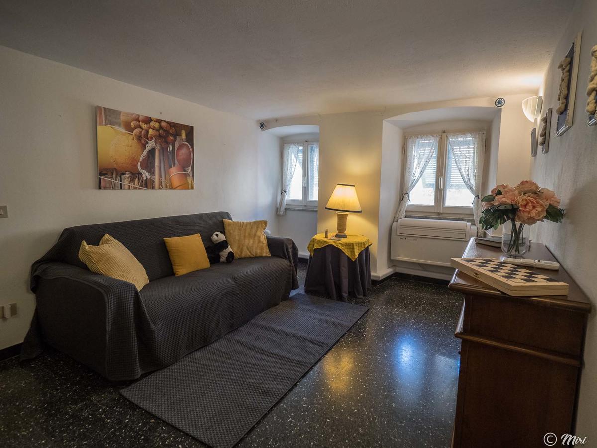 Mainetta Sea View Apartment With Ac Вернацца Экстерьер фото